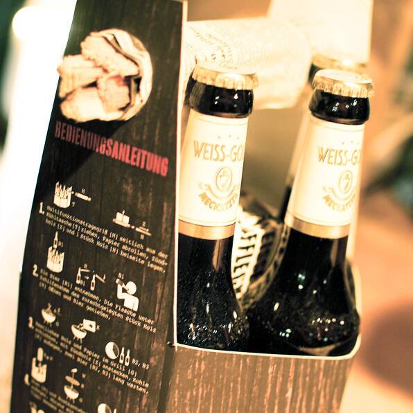 Fotodetail eines sechseckigen Sixpacks mit Wurstfach, Projekt Rostkantwurst